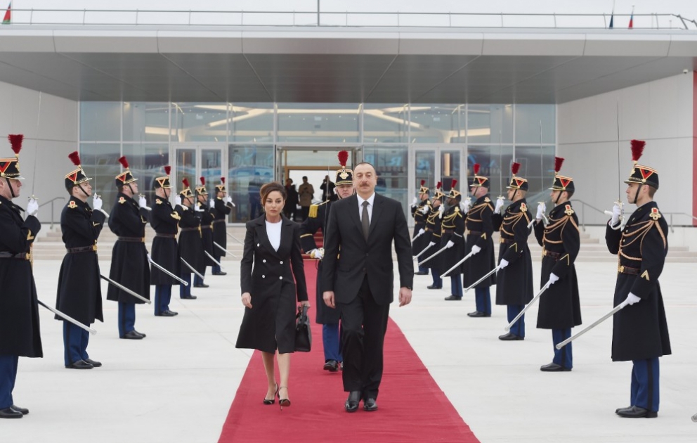Präsident Ilham Aliyev beendet seinen Staatsbesuch in Frankreich