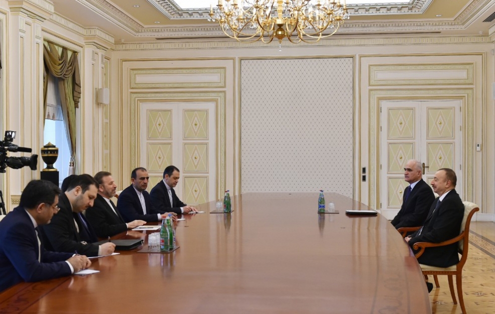 Aserbaidschans Präsident Ilham Aliyev empfängt iranischen Minister für Kommunikation und Informationstechnologien