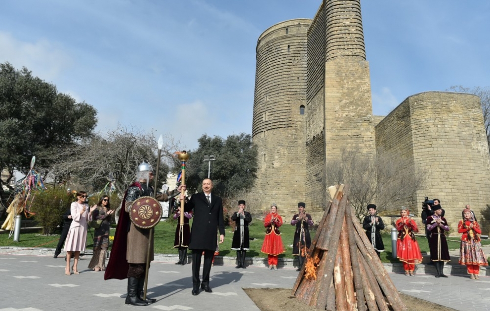Le président Ilham Aliyev participe aux festivités organisées à l’occasion de la fête de Novrouz