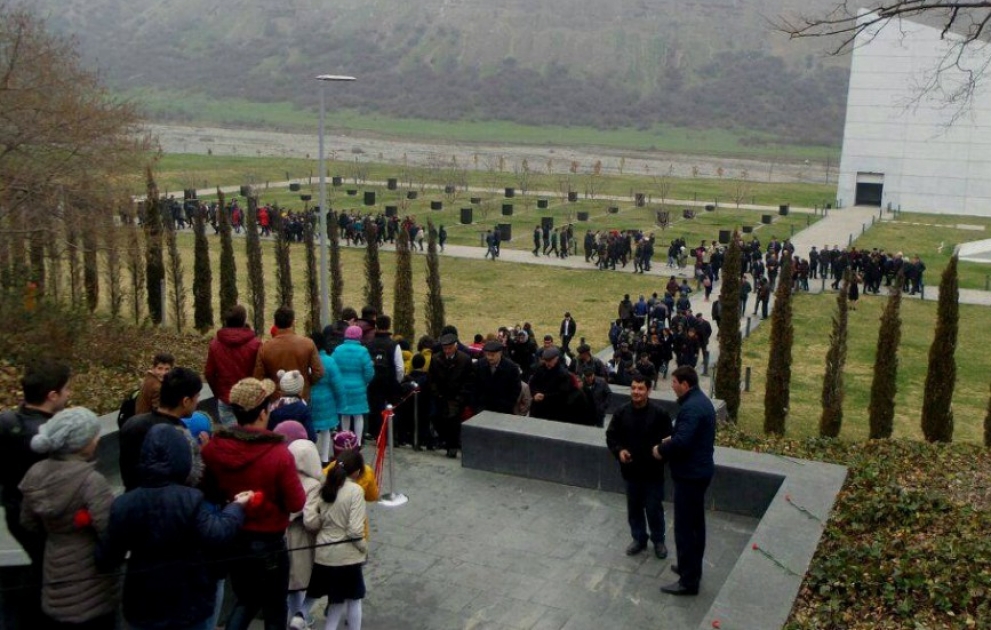 Thousands pay tribute to Guba genocide memorial