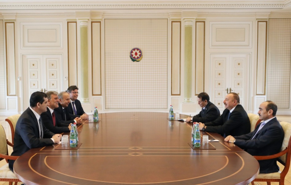 President Ilham Aliyev received delegation led by former Turkish President Abdullah Gul