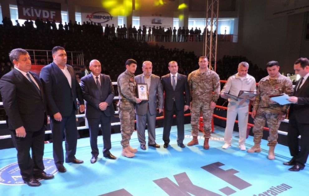 Peşəkar kikboksinqçilər Milli Qəhrəman Çingiz Qurbanovun xatirəsinə həsr olunmuş turnirdə rinqə çıxıblar