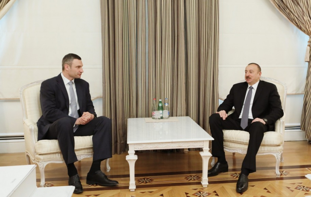 Aserbaidschans Präsident Ilham Aliyev empfängt Kiewer Bürgermeister
