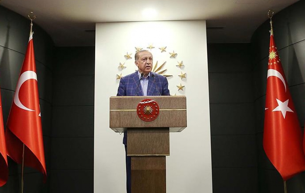 Rəcəb Tayyib Ərdoğan: 16 aprel bütün Türkiyənin zəfəridir
