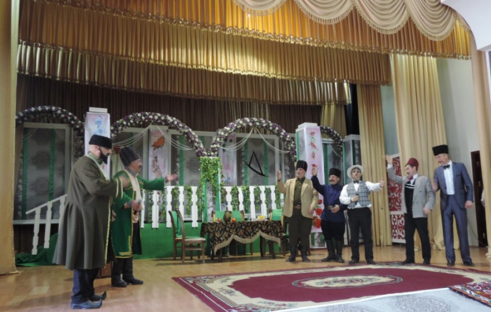 Qusar Dövlət Ləzgi Dram Teatrı “O olmasın, bu olsun” əsərini səhnələşdirib