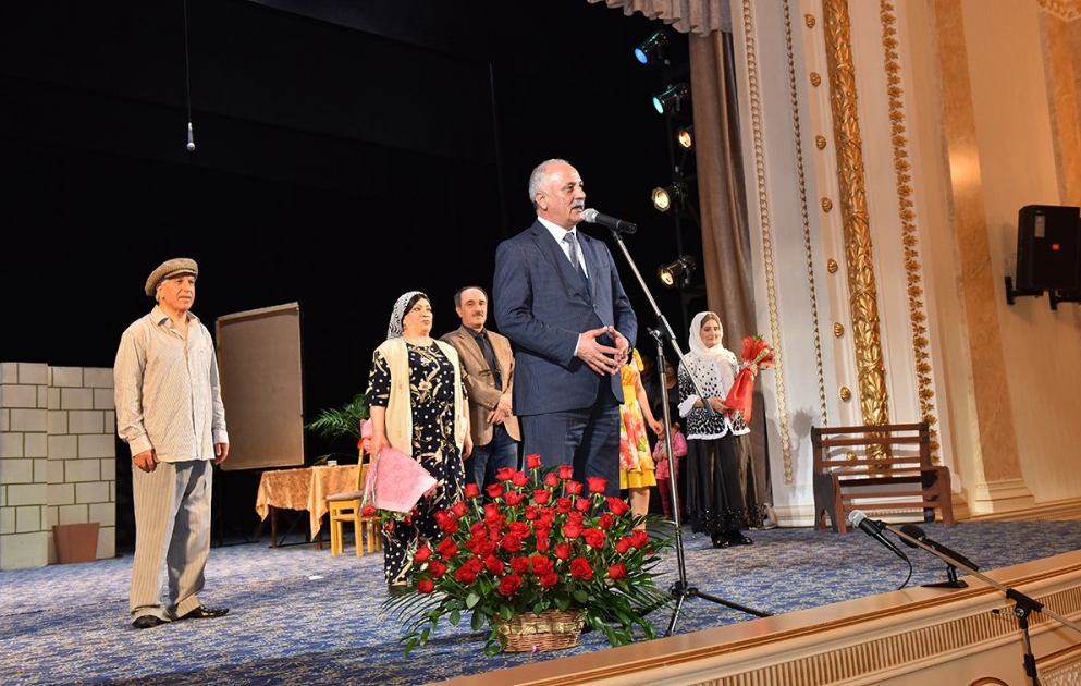 Xalq artistləri Afaq Bəşirqızı və Valeh Kərimov illər sonra Sumqayıt teatrının səhnəsində