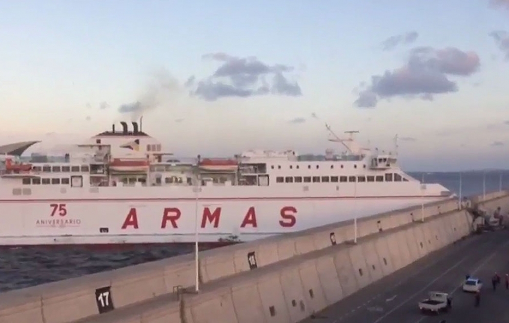 Kanar adalarında gəmi qəzası baş verib