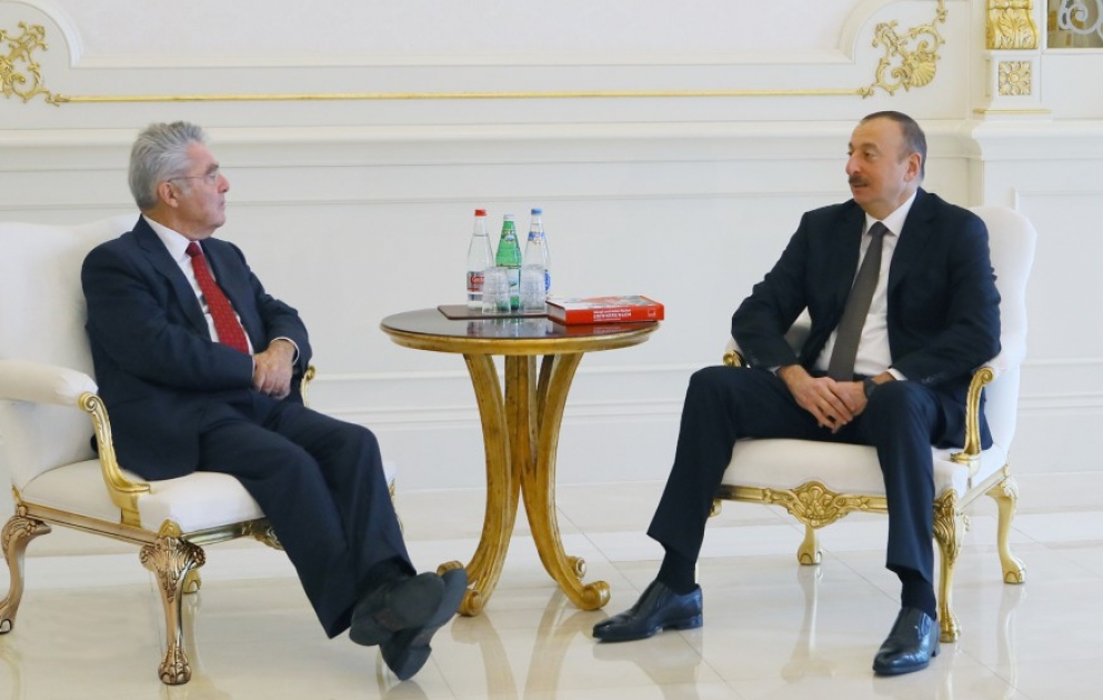 President Ilham Aliyev received former Austrian President Heinz Fischer