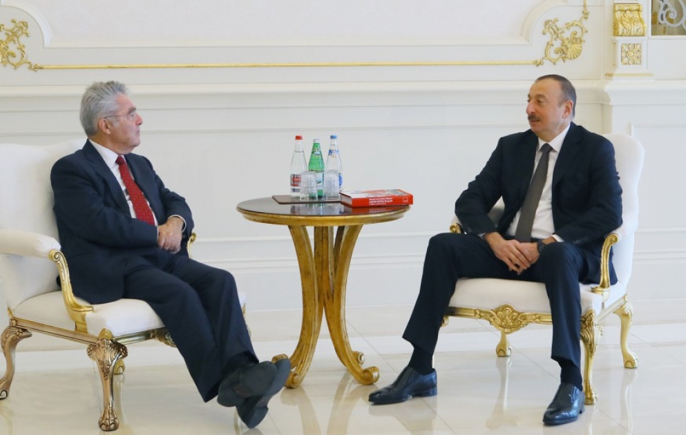 Президент Азербайджана Ильхам Алиев принял бывшего Президента Австрии Хайнца Фишера