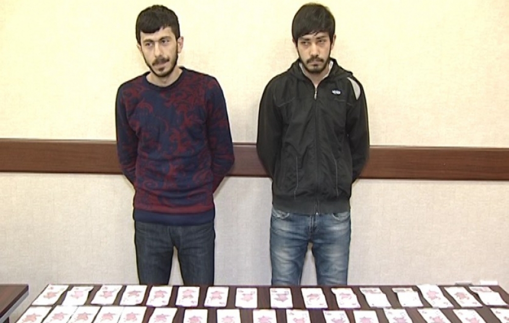 В Азербайджане задержаны лица, занимавшиеся сбытом фальшивых денежных купюр