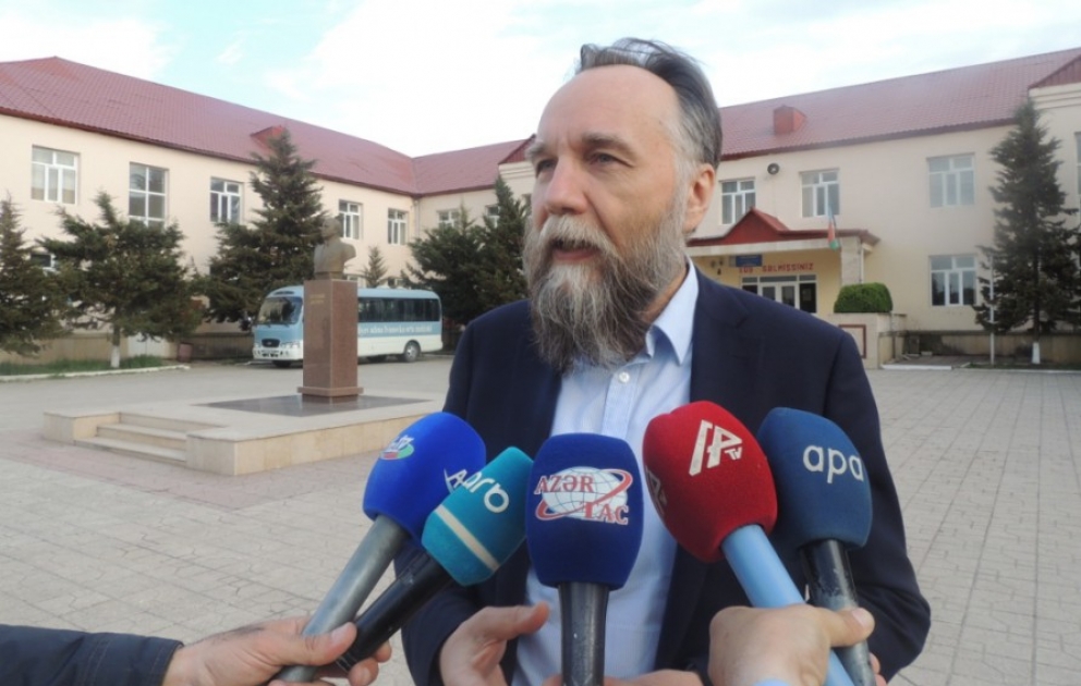 Aleksandr Duqin: Sadə ermənilərlə düşmənçilik aparmayan Azərbaycan xalqı torpaqlarının azad olunmasını istəyir