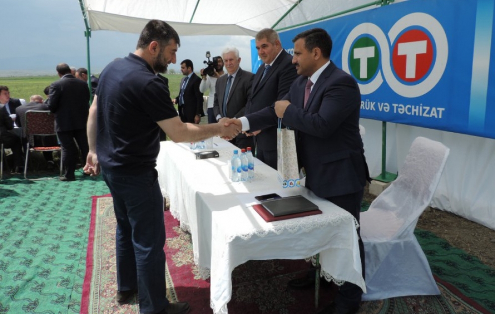 İndiyədək 93 fermerə 2,5 milyon manata yaxın avans ödənilib
