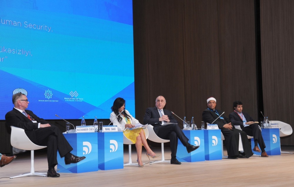 Mәdәniyyәtlәrarası Dialoq Forumunda zorakı ekstremizmin qarşısının alınması yolları müzakirə edilib