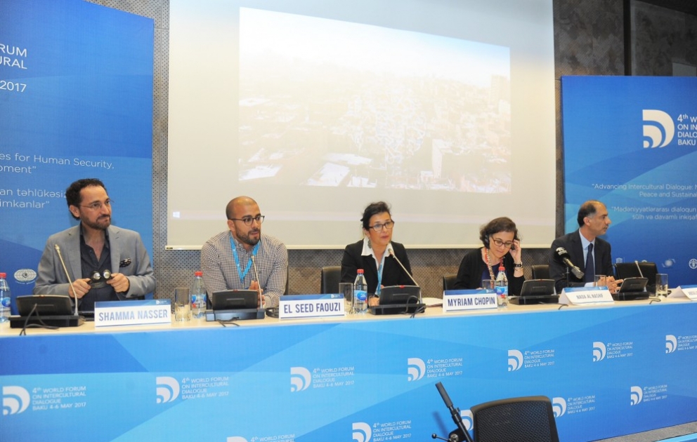 Forum çərçivəsində UNESCO-Şarjah mükafatı təqdim edilib