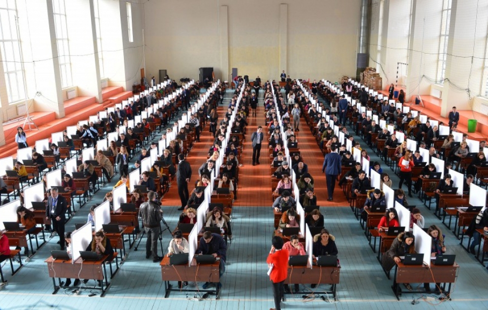 On iki mindən çox müəllimin diaqnostik qiymətləndirilməsinə başlanılıb