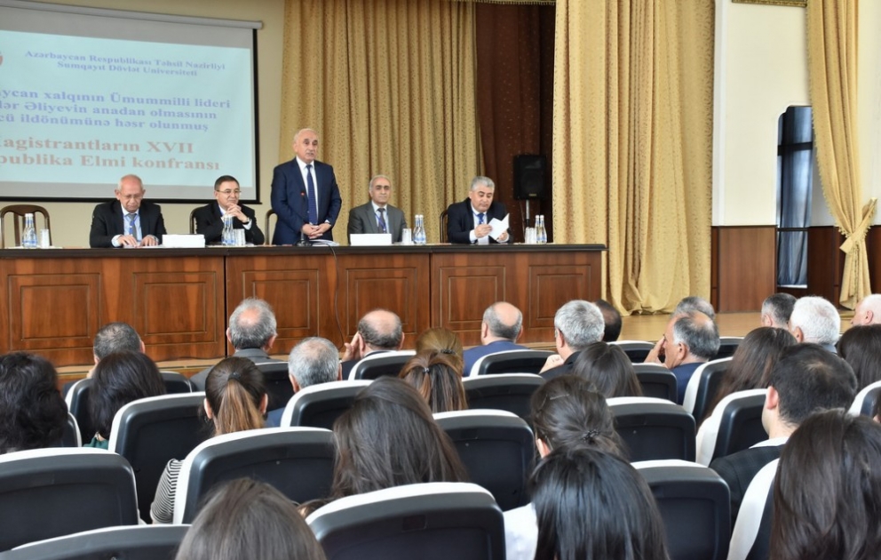 Sumqayıtda magistrantların XVII Respublika elmi konfransı işə başlayıb