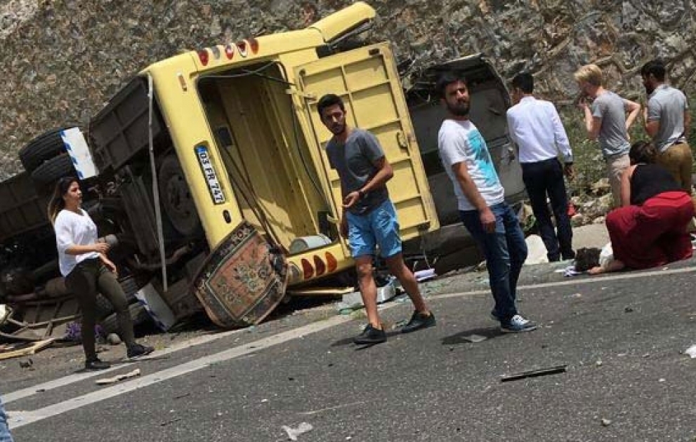 Türkiyədə ağır yol qəzası baş verib