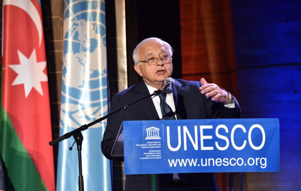 UNESCO-nun baş qərargahında İmadəddin Nəsiminin vəfatının 600-cü ildönümü münasibətilə tədbir keçirilib