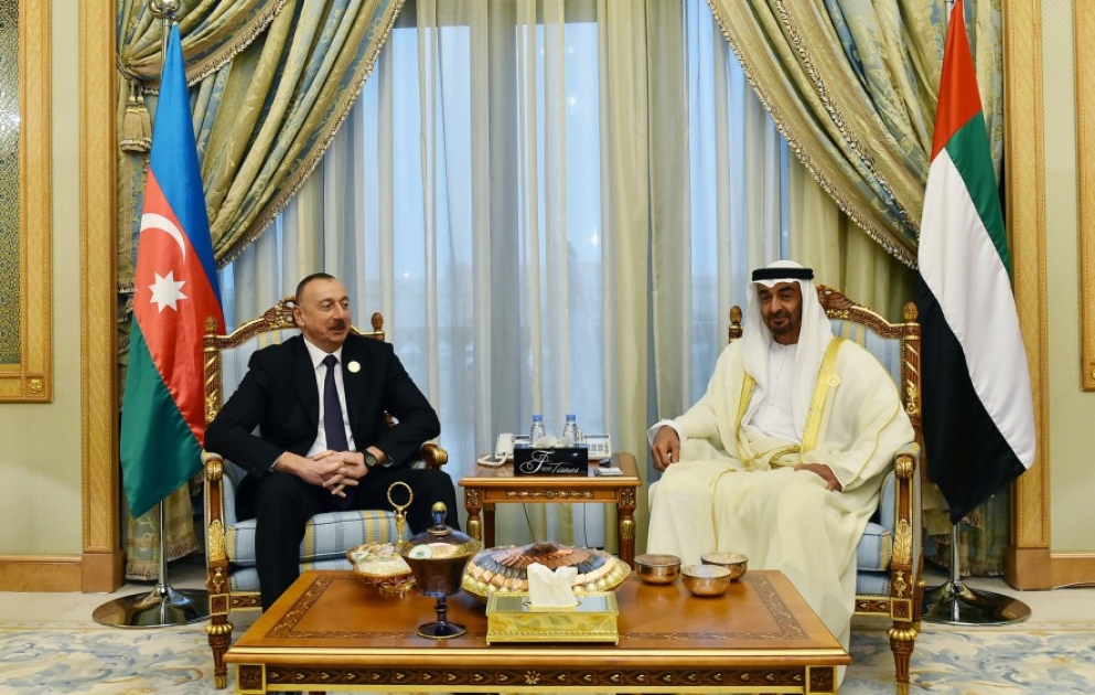 Prezident İlham Əliyev Abu-Dabinin Vəliəhdi, Birləşmiş Ərəb Əmirlikləri Silahlı Qüvvələrinin Ali Baş Komandanının müavini ilə görüşüb