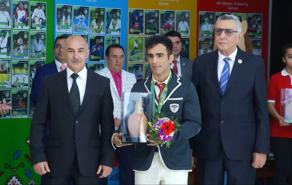 İslamiadanın sonuncu günündə medal qazanan idmançılarımızın şərəfinə “Zəfər günləri” təşkil edilib