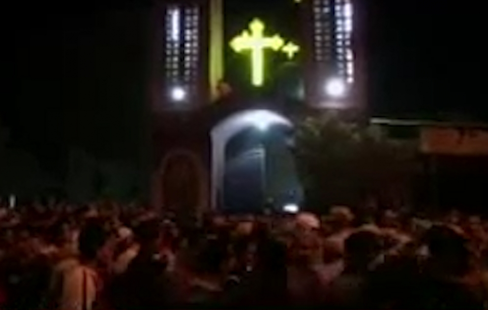 Misirdə xristianları daşıyan avtobusa hücum edilib