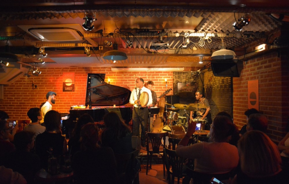 Parisdə gənc bəstəkar Etibar Əsədlinin konserti olub