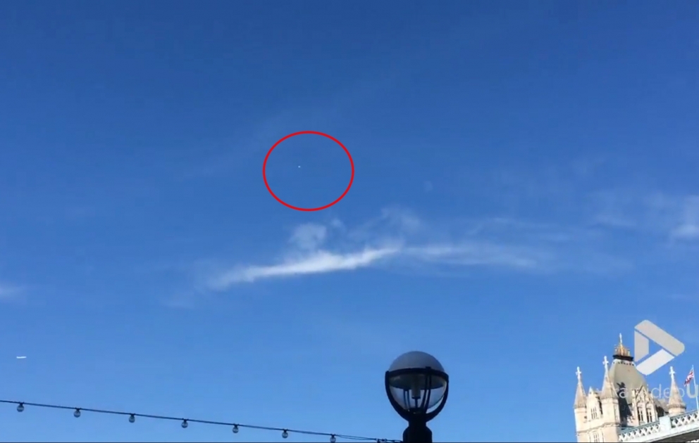 В Лондоне на видео сняли НЛО