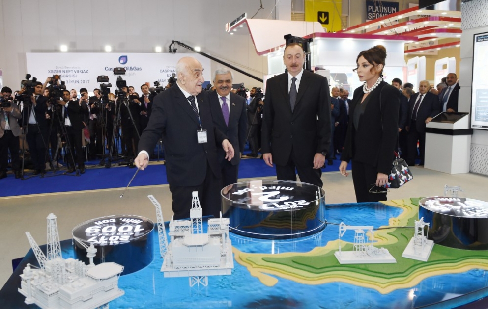 Azərbaycan Prezidenti İlham Əliyev XXIV Beynəlxalq “Xəzər Neft və Qaz-2017” sərgi və konfransının açılışında iştirak edib