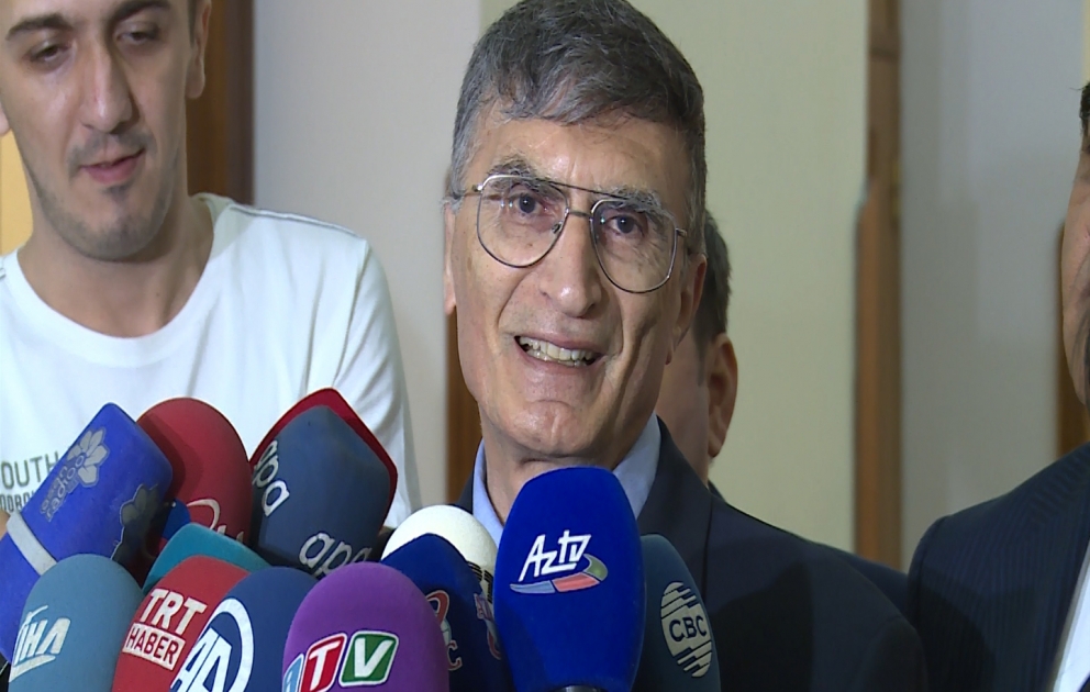 Aziz Sancar: Azərbaycan elminə töhfələr verməyə çalışacam