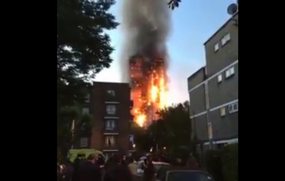 Londonda 27 mərtəbəli yaşayış binasında yanğın baş verib