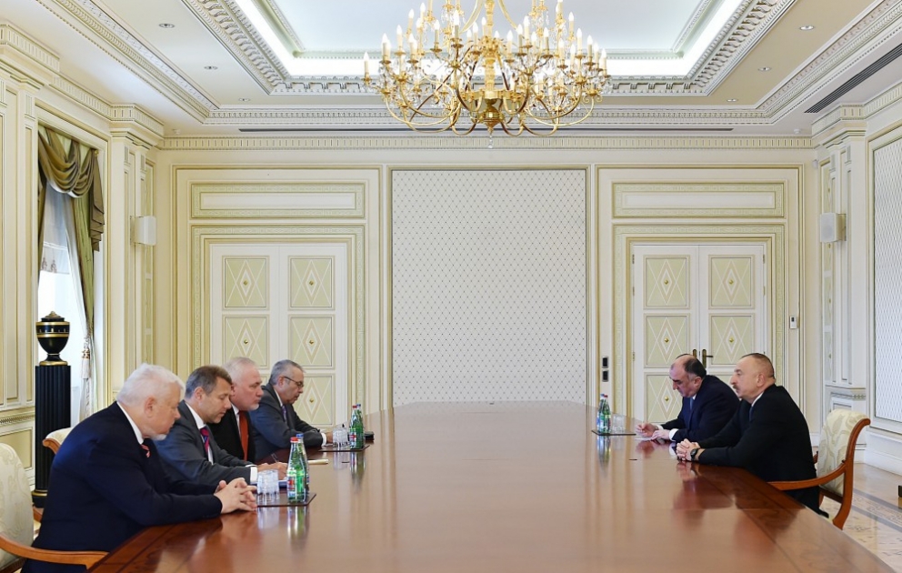 Le président azerbaïdjanais rencontre les co-présidents du Groupe de Minsk de l’OSCE