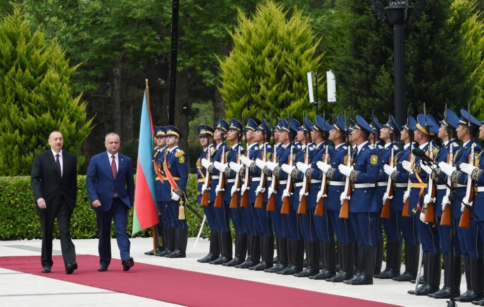 Cérémonie d’accueil officiel en l’honneur du président moldave Igor Dodon