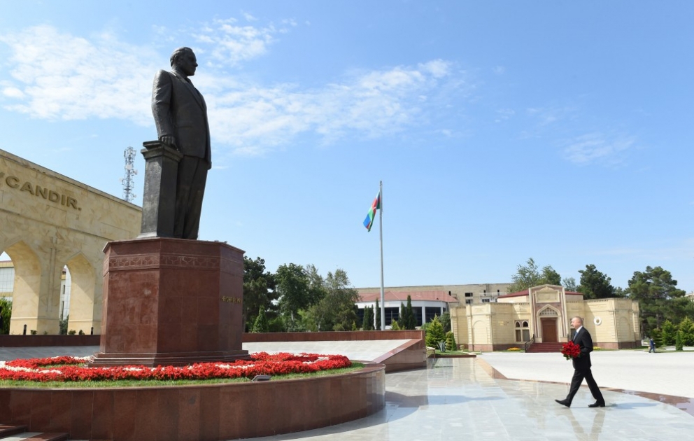Prezident İlham Əliyev Şirvan şəhərinə səfərə gəlib