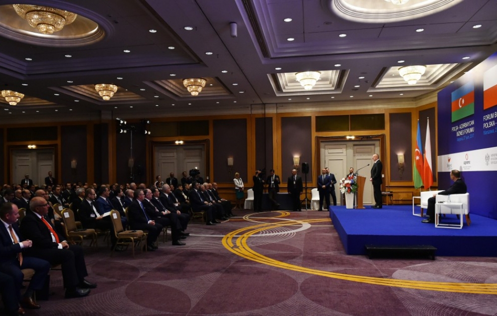 Varşavada Azərbaycan-Polşa biznes forumu keçirilib