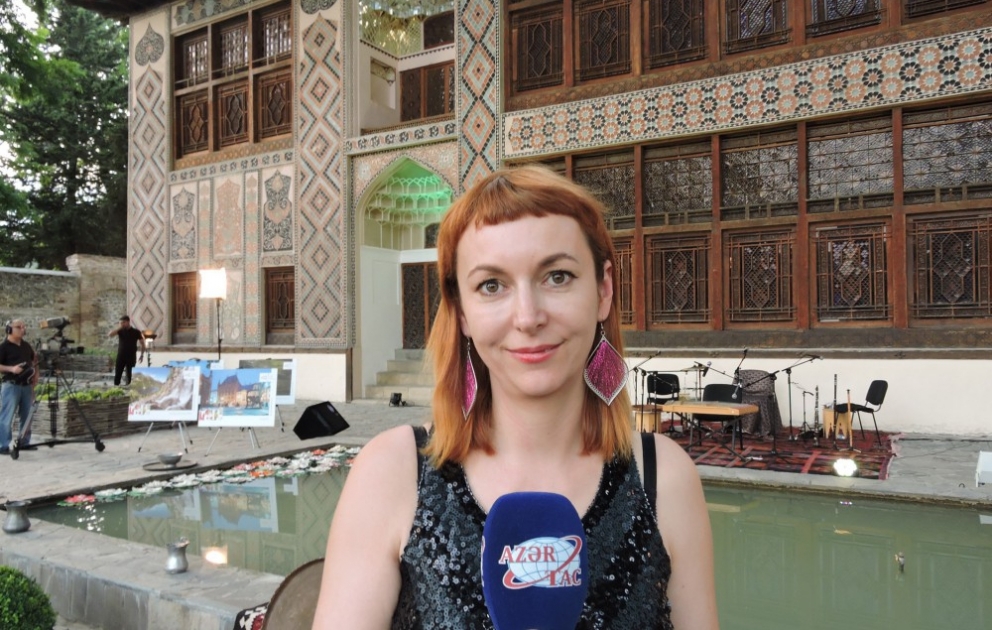 Ania Broda: Təəssüf ki, yenidən Polşaya qayıtmalıyam