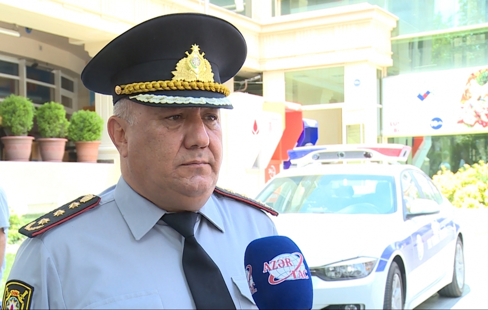 Vaqif Əsədov: Çəkələklə avtomobil idarə etmək tövsiyyə olunmur