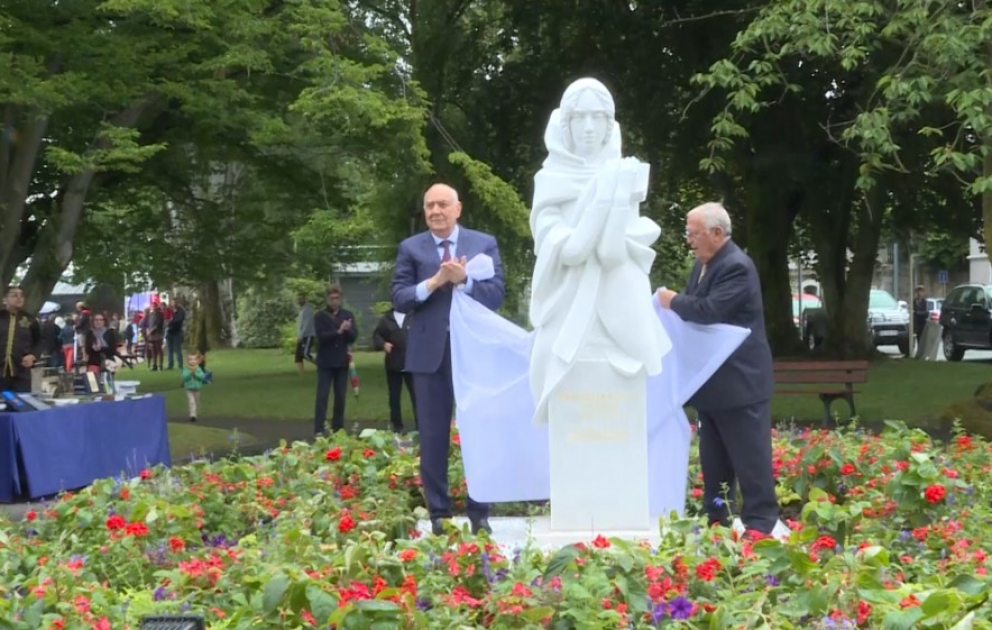 Évian-les-Bains: Eröffnungsfeier des aserbaidschanischen Parks und Enthüllung des Denkmals von Khurshudbanu Natevan