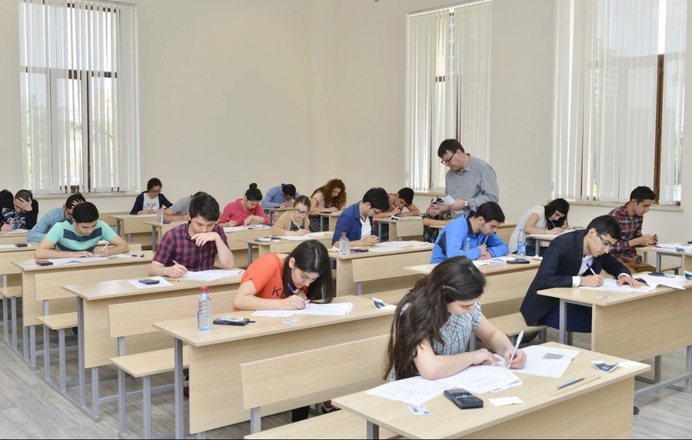 Начались экзамены на выявление таланта для приема в колледжи