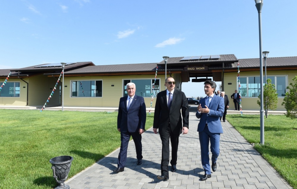 Le président Ilham Aliyev visite le Complexe Nérékend dans l’arrondissement de Pirallahy