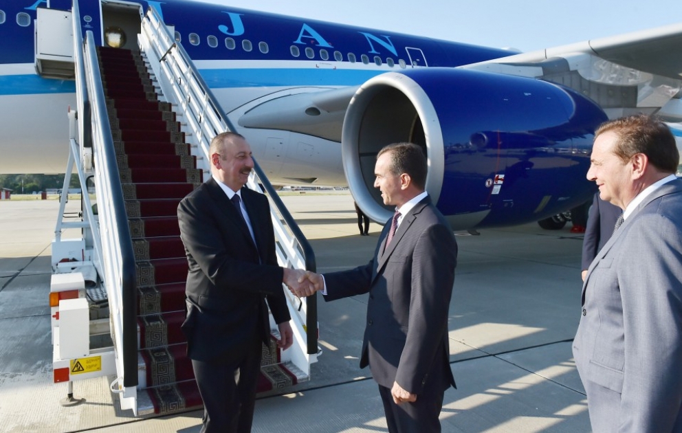 President Ilham Aliyev arrived in Russia for working visit