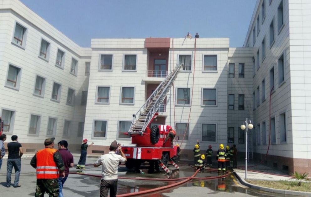 Потушен пожар в Евлахской центральной районной больнице