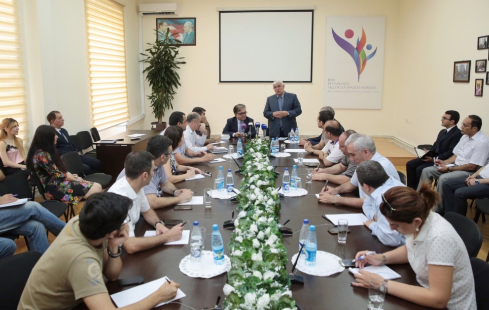 V Beynəlxalq multikulturalizm yay məktəbi uğurla başa çatıb