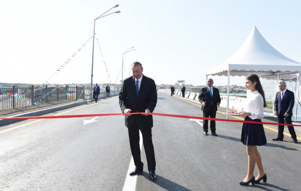 Le président de la République inaugure les routes Pirchaghy-Novkhany et Binéguédi-Novkhany-Djorat