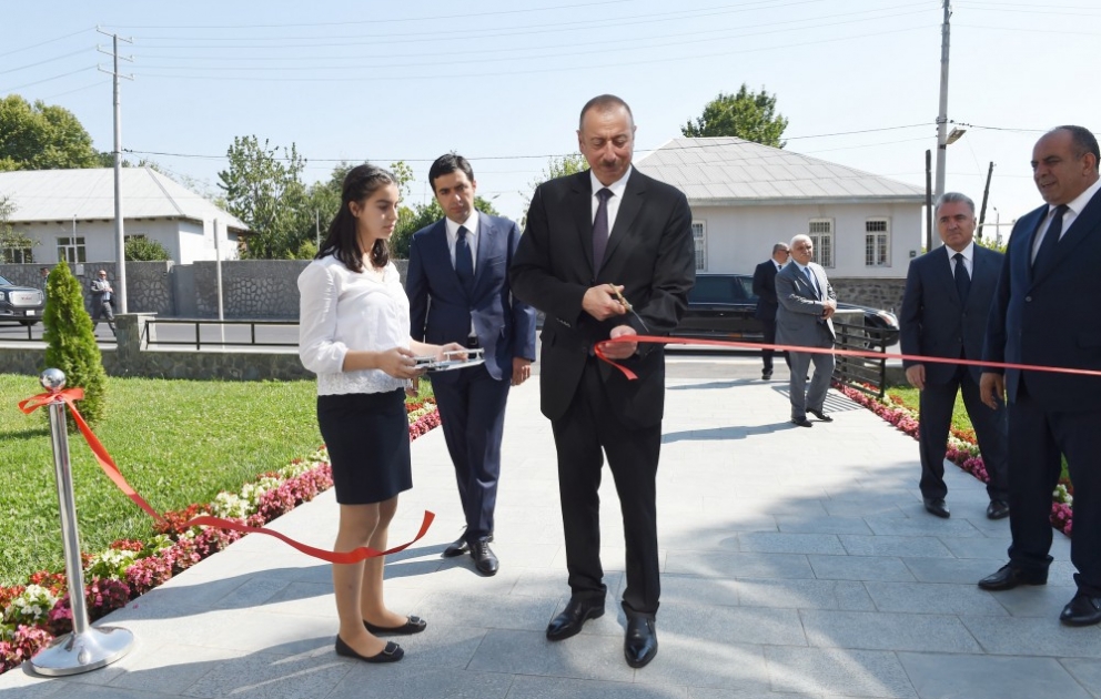 Qaxda 180 yerlik yeni körpələr evi-uşaq bağçasının açılışı olub
