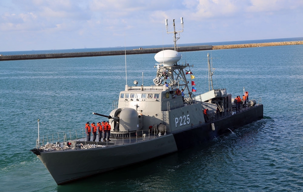 Des tirs d’artillerie ont été effectués sur la cible dite «Mine flottante» en marge du concours «Coupe de la mer 2017»