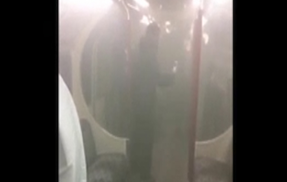 London metrosunda qatar yanıb