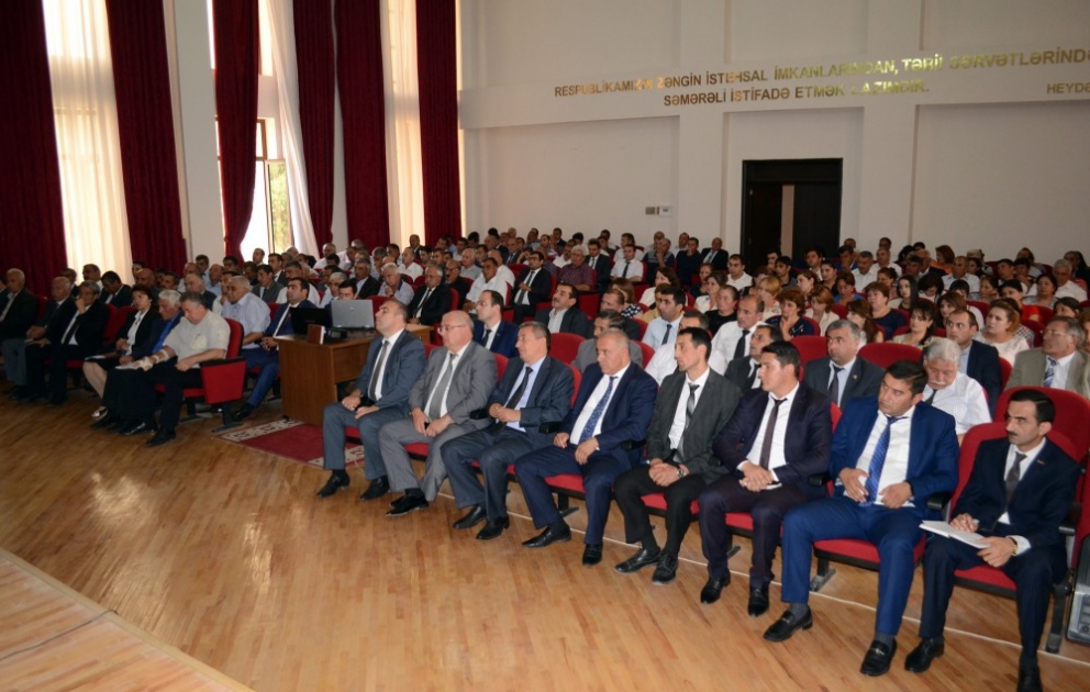 Daşkəsən ictimaiyyəti torpaqların elektron kadastr uçotu informasiya sisteminin yaradılması ilə bağlı məlumatlandırılıb