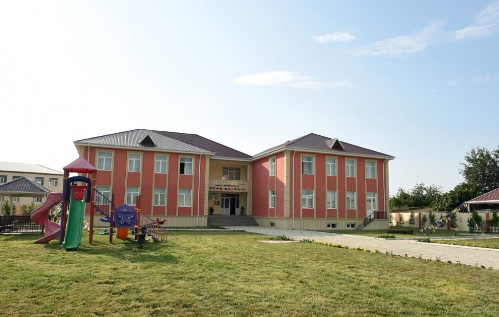 Heydər Əliyev Fondunun təşəbbüsü ilə Samuxda körpələr evi-uşaq bağçası inşa edilib