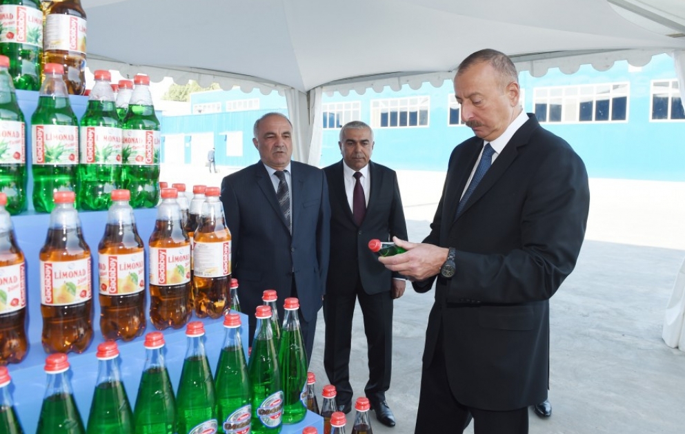 Prezident İlham Əliyev Gədəbəydə limonad zavodunun açılışında iştirak edib