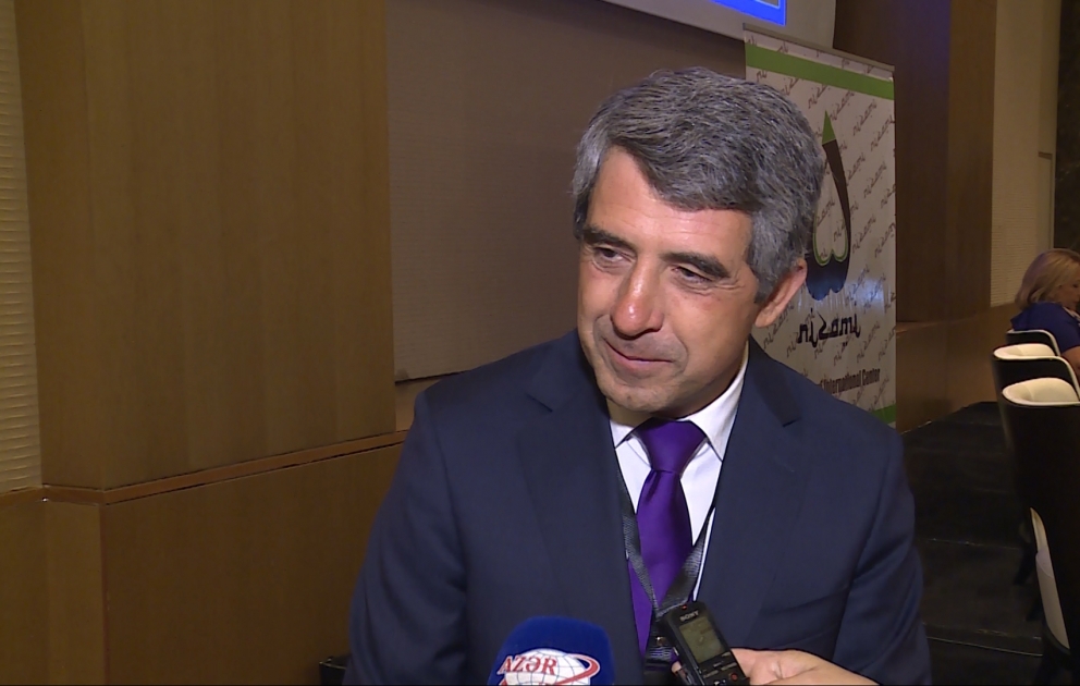Rosen Plevneliev: Gələcəyimizin daha yaxşı qurulması üçün gənclərin bir araya gəlmələri çox önəmlidir